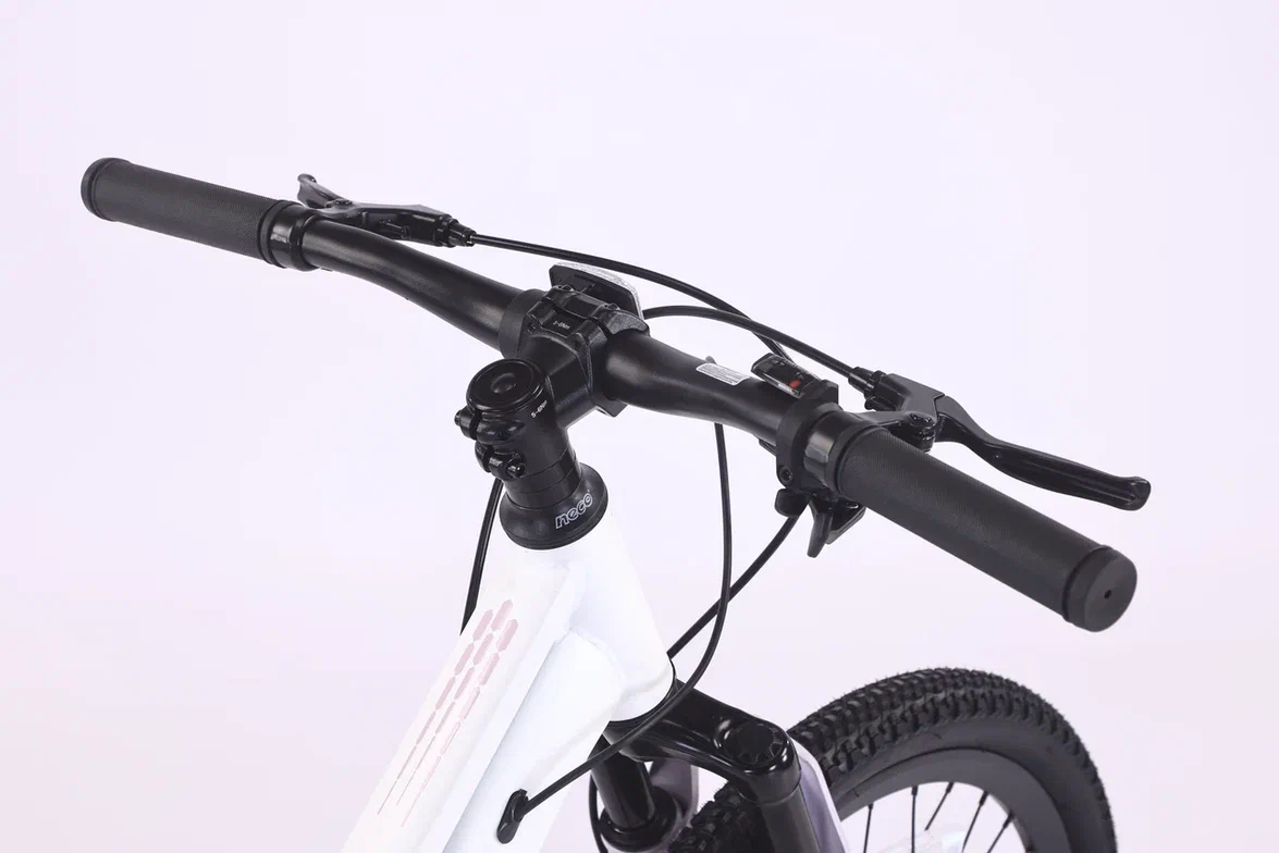 Велосипед Doka Искра 22" (бело-розовый) 2026